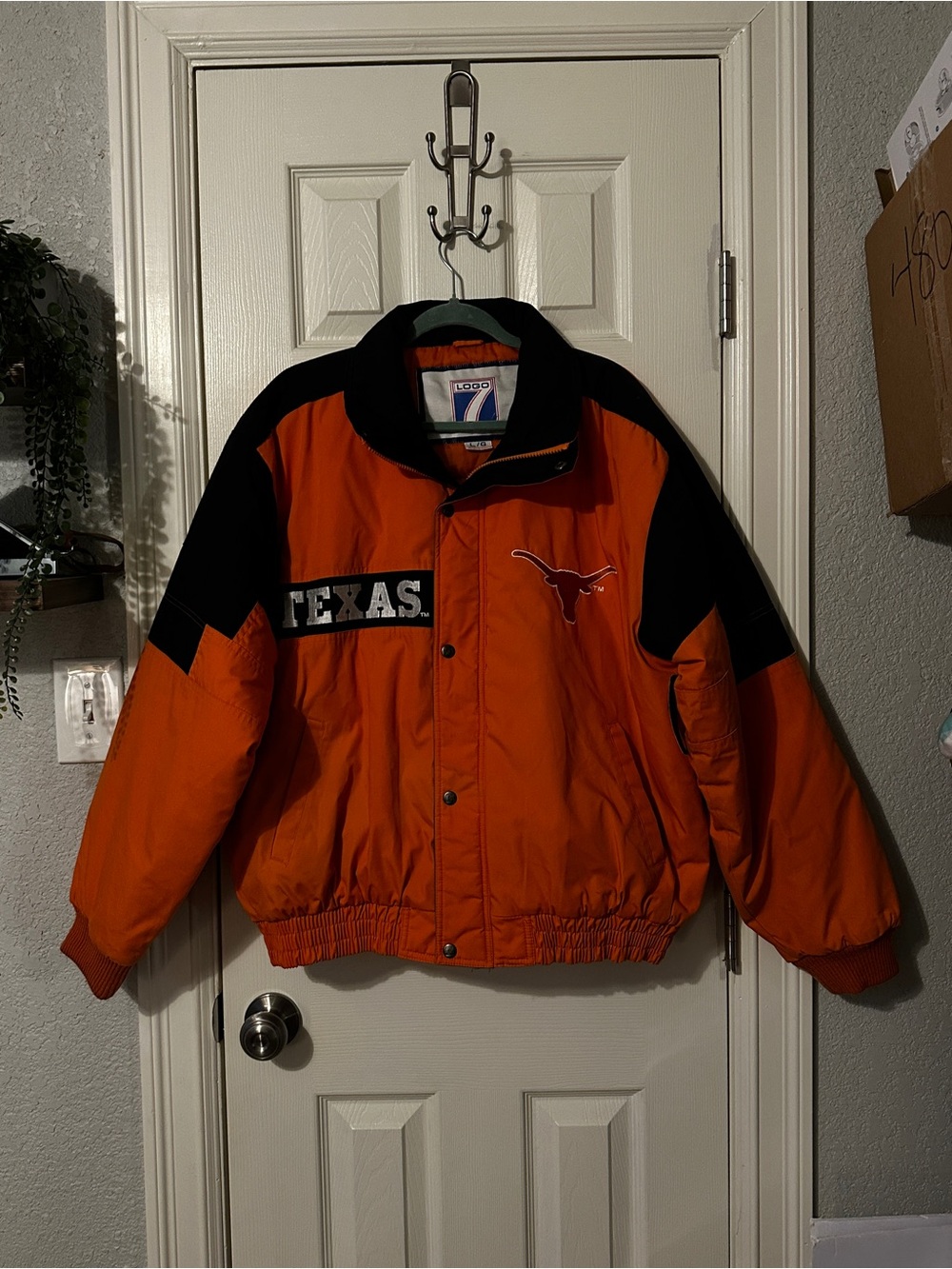 LOGO 7 Texas Longhorns Bomber Jacket. Vintage ‘90s